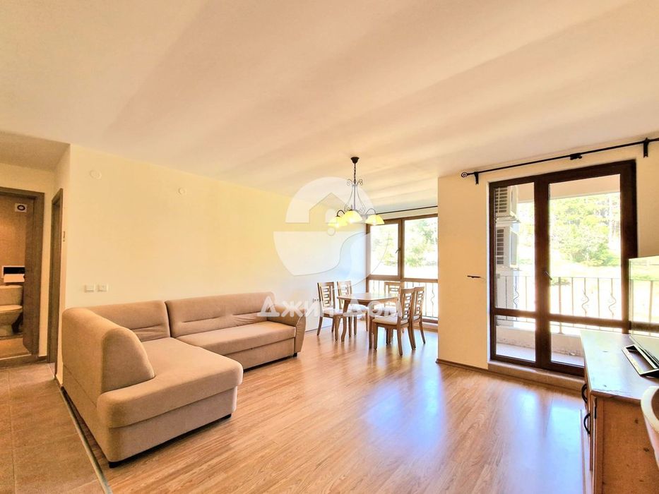 Продава се Двустаен апартамент в Свети Влас - 70 кв.м за 1015 €/кв.м - Снимка #1