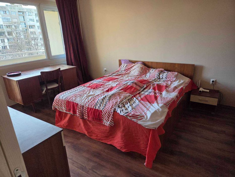 Под наем 3 стаен апартамент