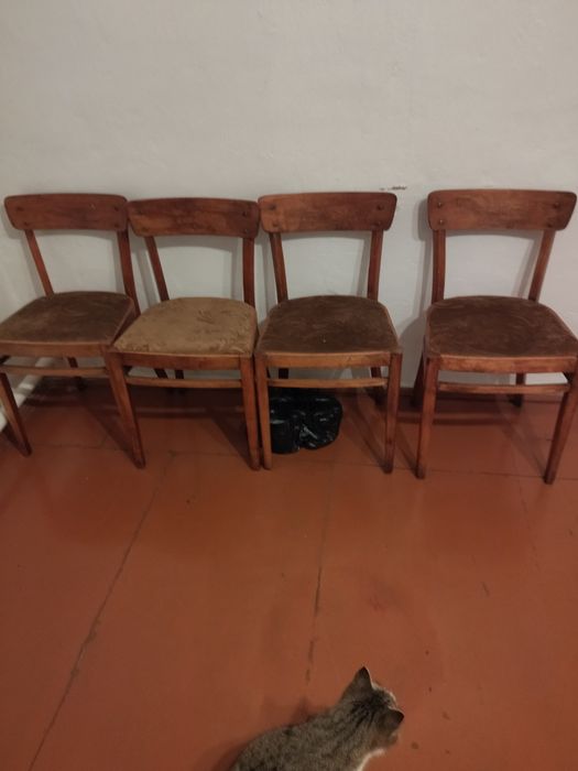 Классические стулья