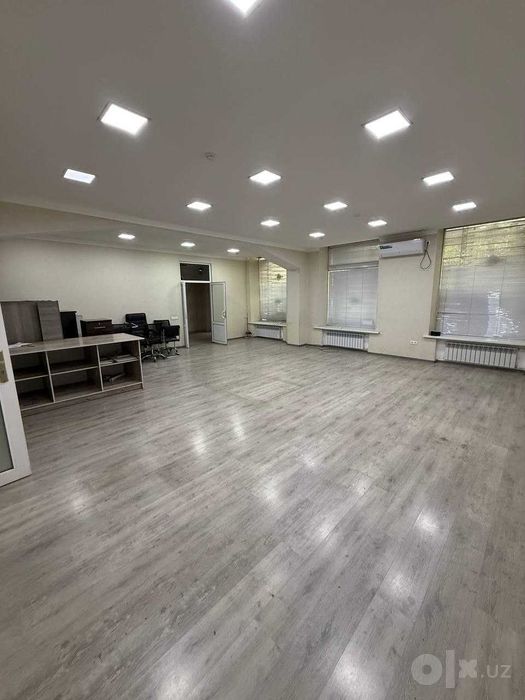 СДАЁТСЯ В АРЕНДУ! Нежилое помещение 200 м² на 1-й линии — Чиланзар 6