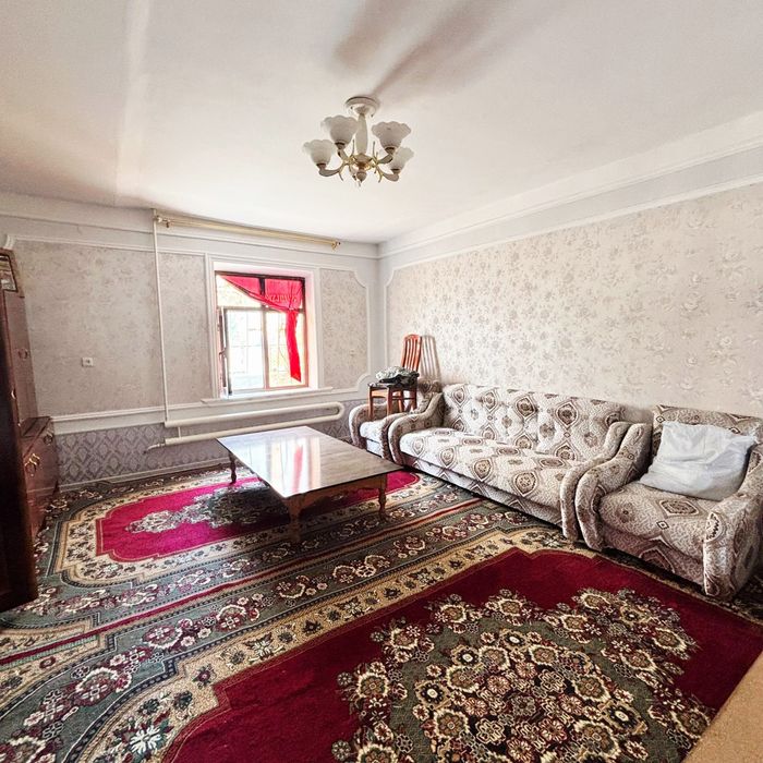 Продаётся 2 х этажный коттедж