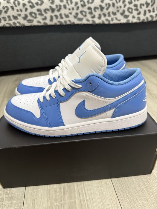 Jordan 1 low , white and blue