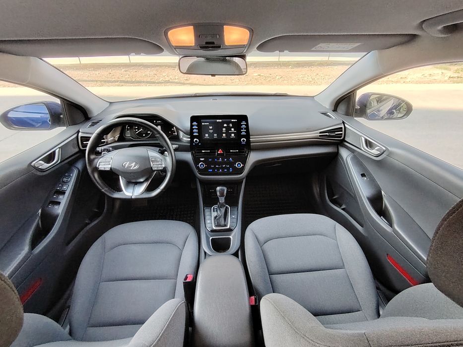 Hyundai Ioniq Hybrid - consum redus - prima inmatriculare 06/2021 !