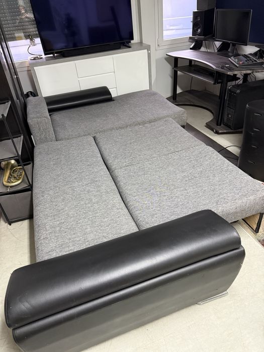 Coltar extensibil material textil