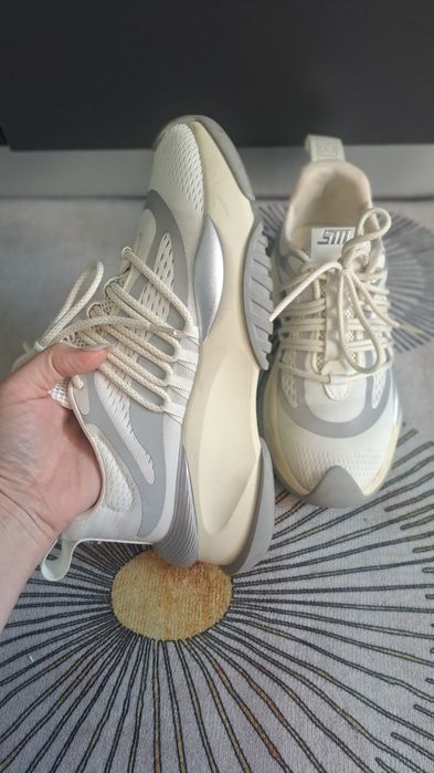 Adidasi Steve Madden