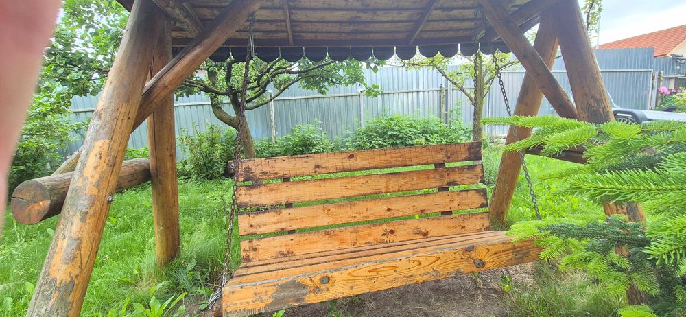 Balansoar de lemn masiv de gradina