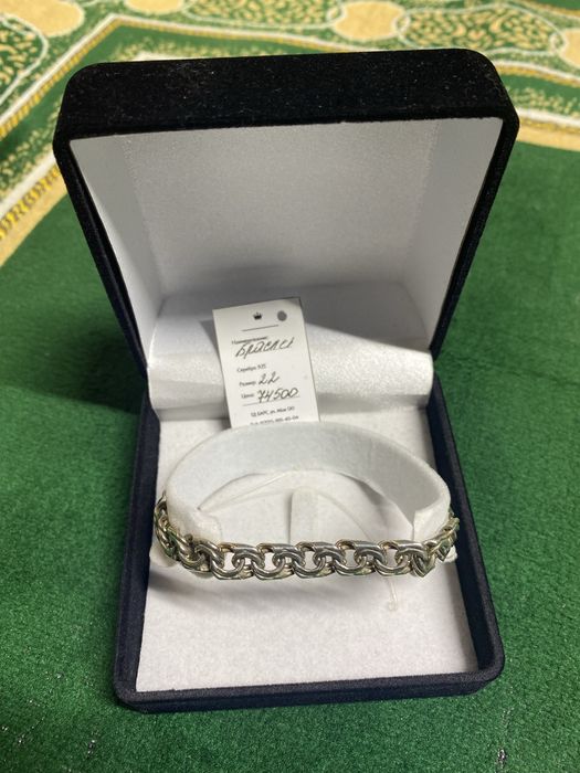 Продам серебренный браслет
