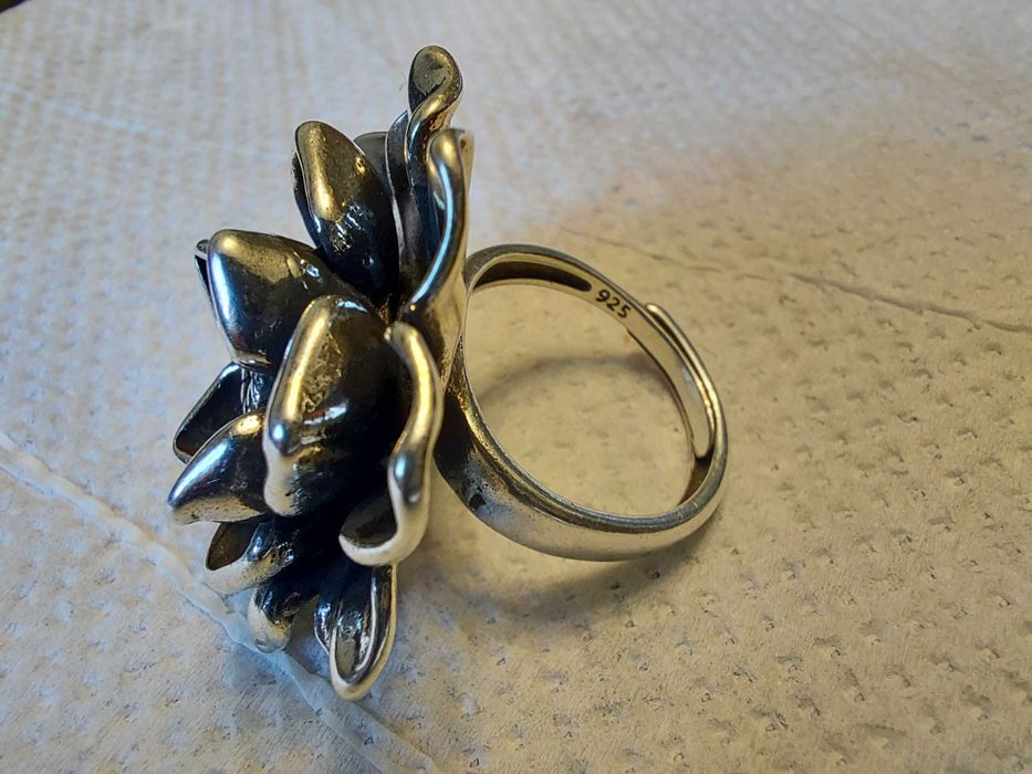 Красив, Масивен пръстен!