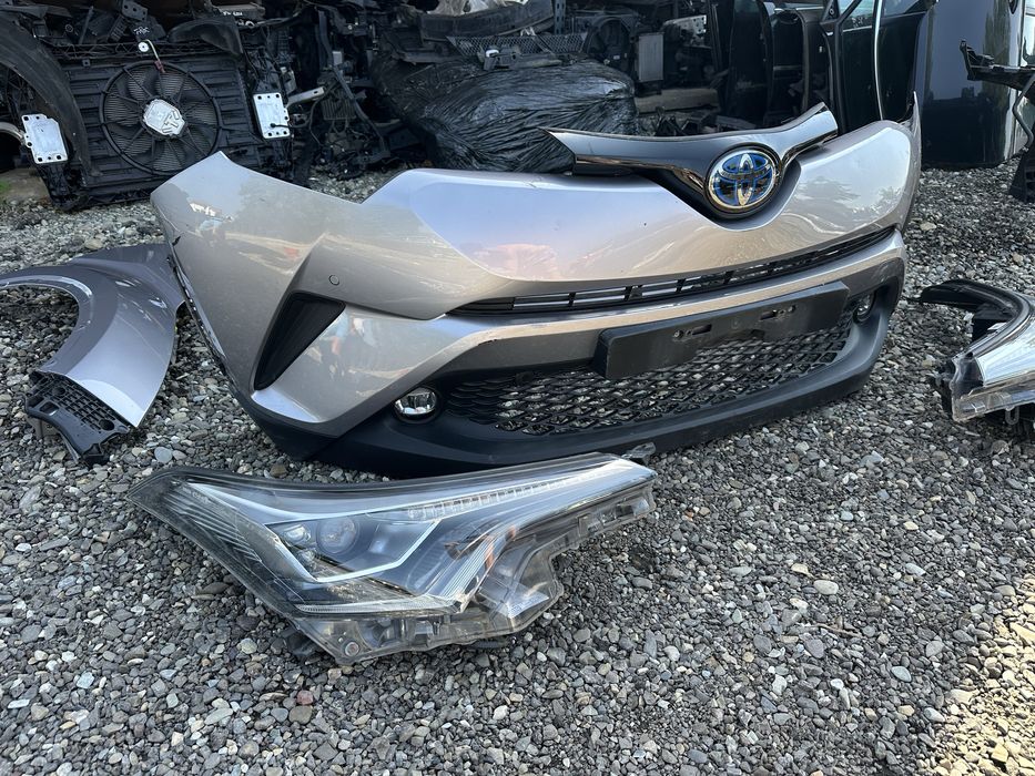 Fata completa Toyota CHR