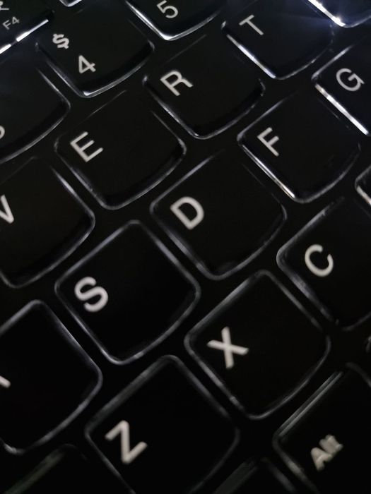 Lenovo ThinkPad T14.