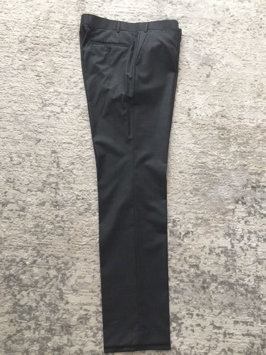 Продам новый костюм хороши