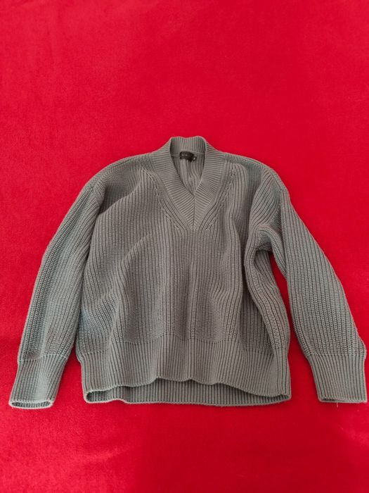 Отдам женские вещи