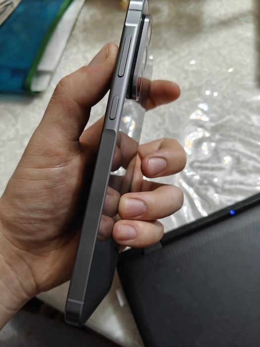 A 56 Samsung yangi karobka