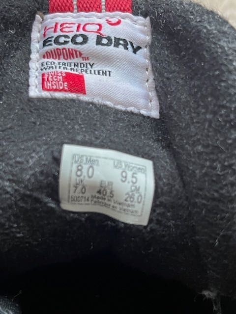 Продавам обувки VANS SK8-HI MTE-2 - 40.5 номер