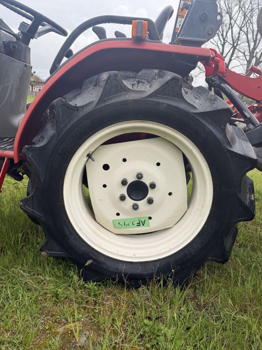 Японски трактор Yanmar 24к.с. 4х4