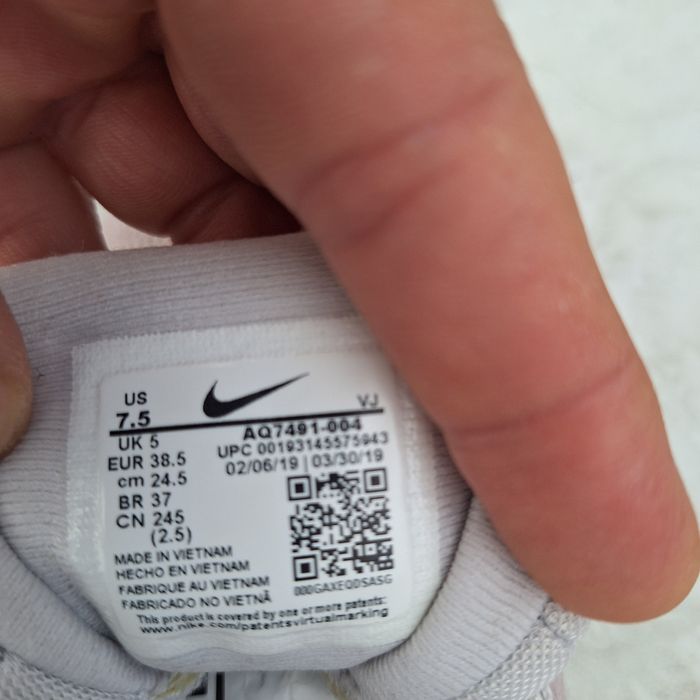 Nike nr 38,5 stare bună