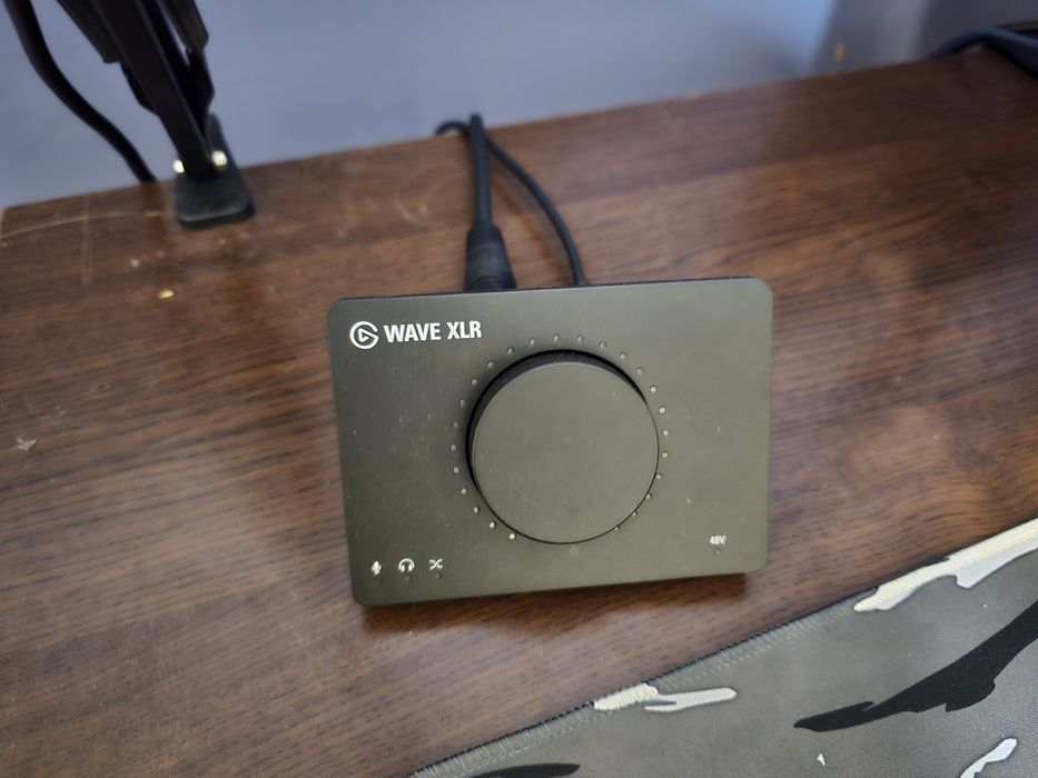 XLRm 300 + Elgato Wave XLR – пълен сет