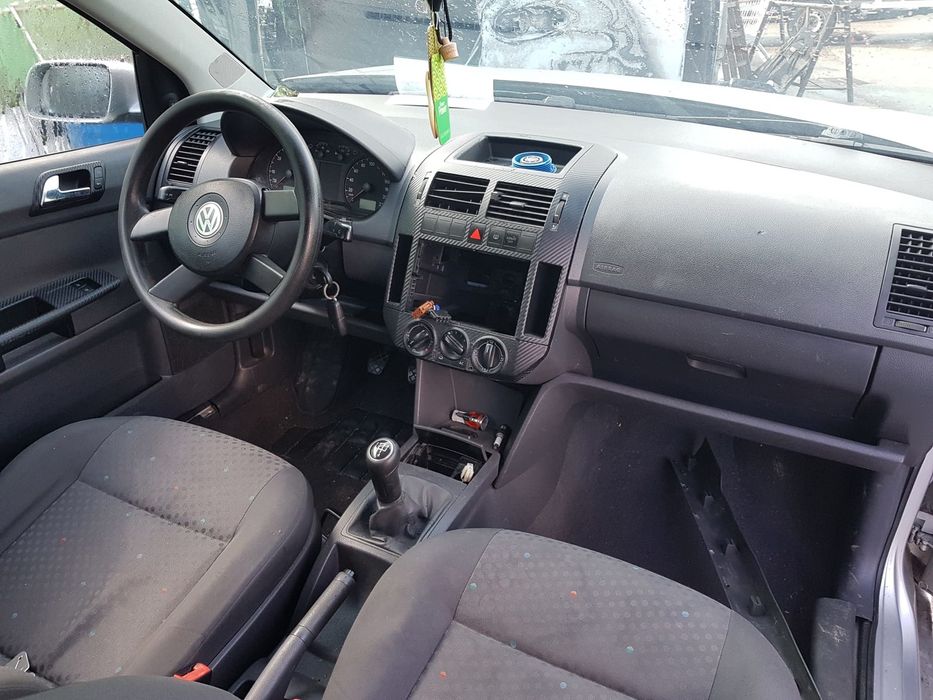 Dezmembrez Volkswagen Polo - 4 (9N) (2001 - 2005), 1.2 benzina awy, manual, awy, ghs