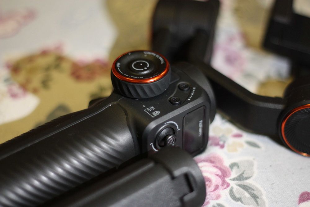 Stabilizator / Gimbal Hohem iSteady M6 + Modul AI RGB
