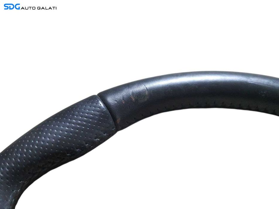 Volan Piele 3 Spite cu Comenzi Audi Q5 8R 2008 - 2012 Cod 8R0419091F ( Zgârieturi pe Piele și Uzura Generală, Vizibile în Imagini ) [N2356]