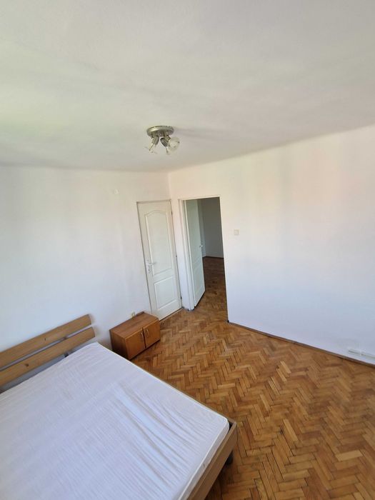 Vand apartament 2 camere ultracentral