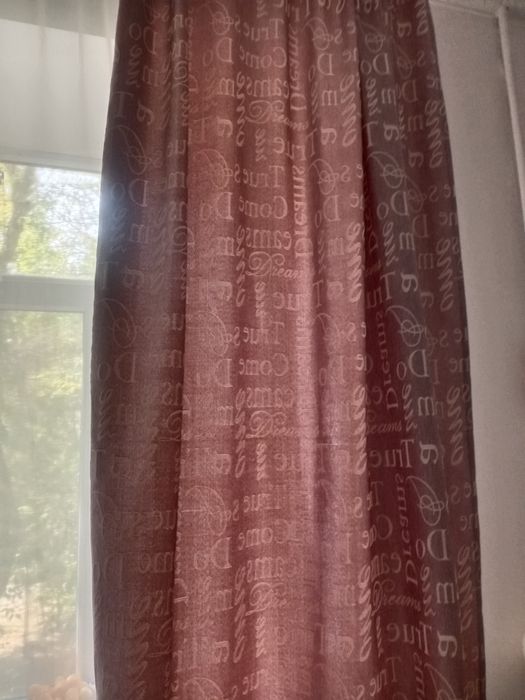 Продам шторы в отличном состоянии