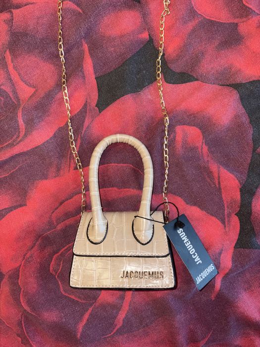 Маркови дамски чанти