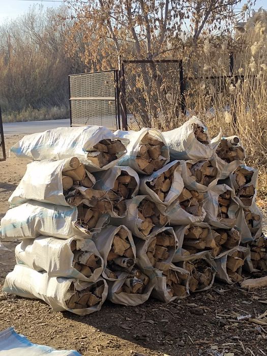 Продам дрова в мешках. Берёза.