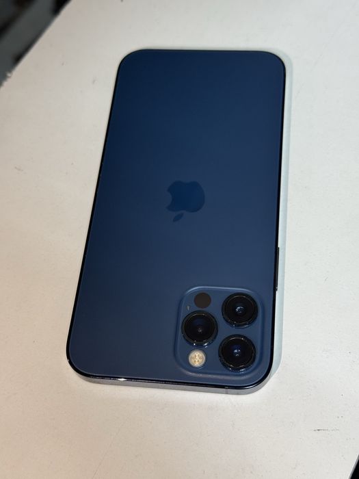 Продам iphone 12pro 256gb