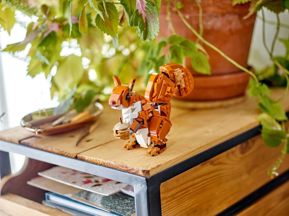 LEGO Creator 3-in-1 - Animale padure: Vulpea rosie 31154 -NOU
