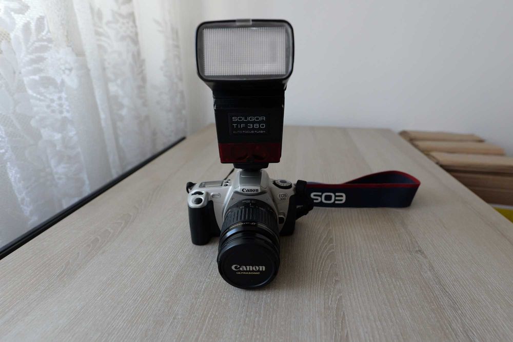 Canon EOS 300 pe film