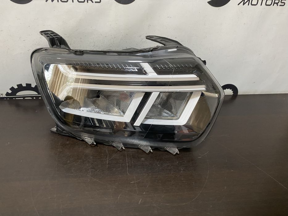 Far dreapta led  Dacia Duster an 2023-2024 led alb