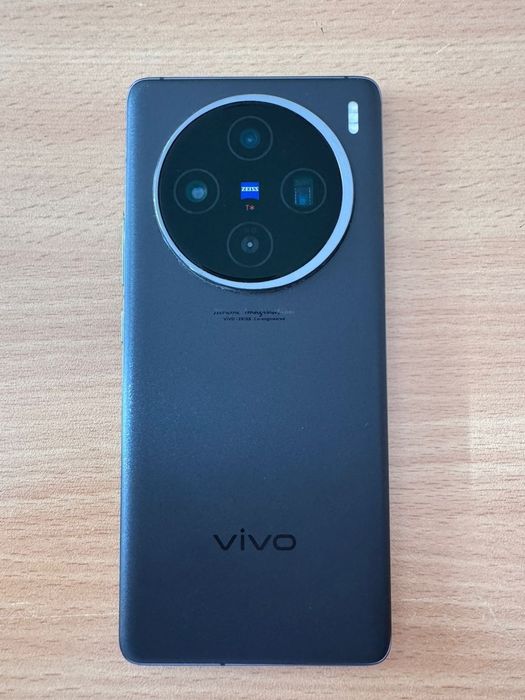 Vivo X100 512/16 ГБ