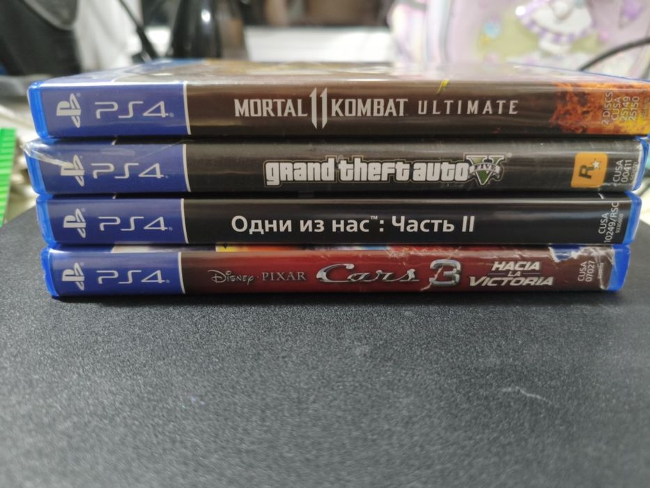 Ps4 slim продаю+игры