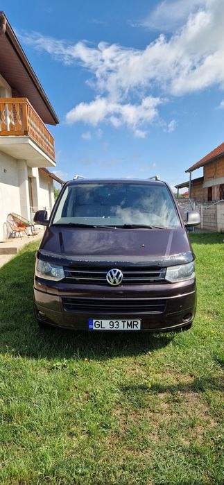 VOLKSWAGEN Caravelle 2015