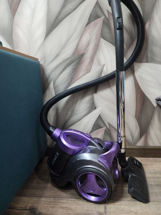 Пылесос Hera 3400