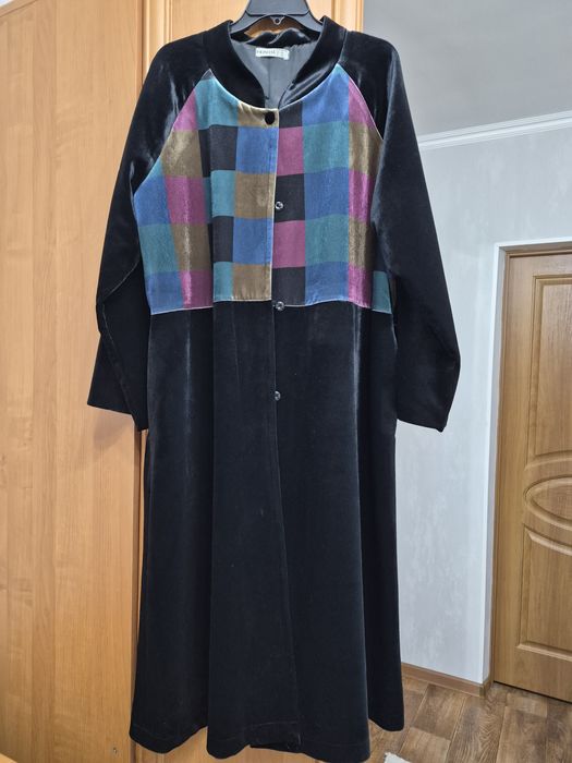 Турецкий женский лёгкий чапан из велюра