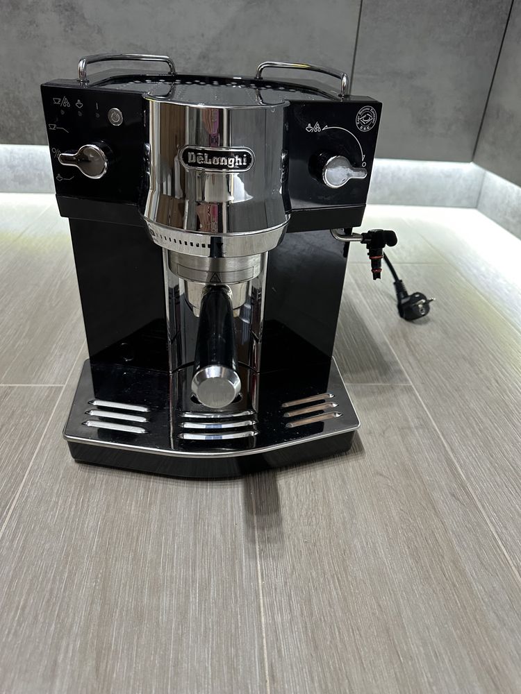 Espresor manual DeLonghi EC 820 B Brasov OLX.ro