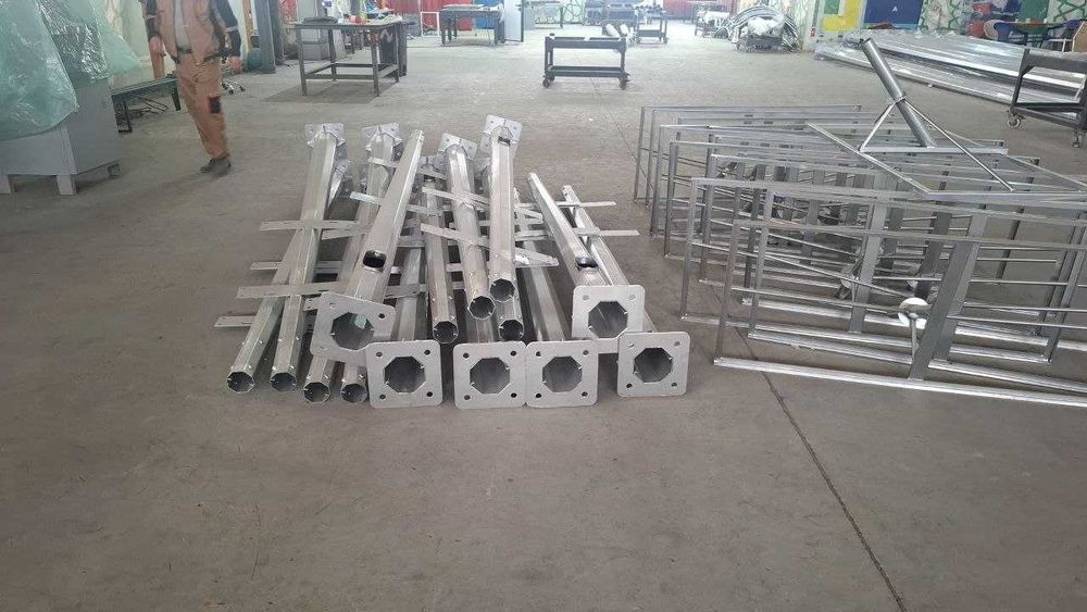 Metall stolbalar