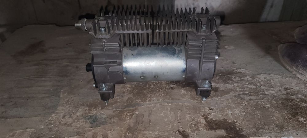 Kompressor 24V avtobus va yuk avtomobillari uchun