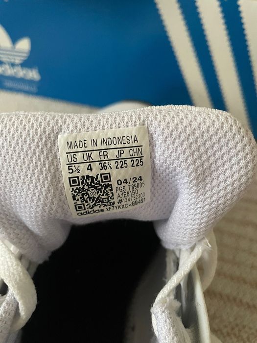 Оригинални дамски маратонки Adidas