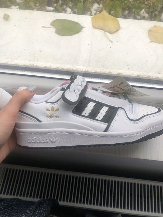 Adidasi Adidas dama din piele naturala
