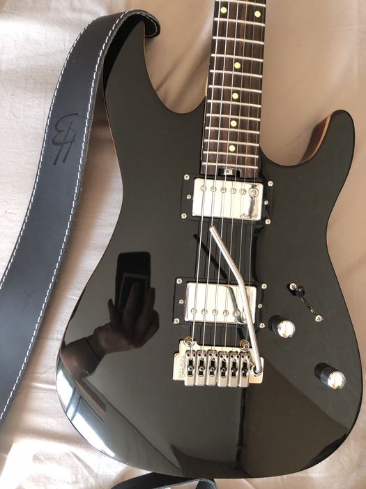 Vand Chitara Electrica Harley Benton