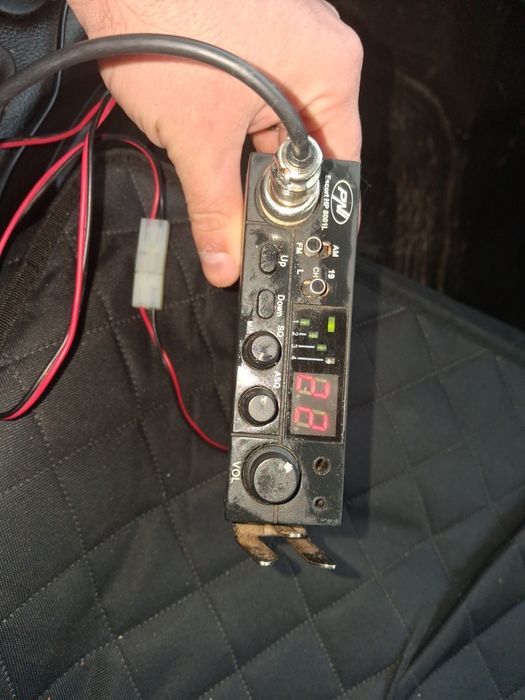 Vand statie CB Pni 8001L cu talpa antena magnetica Pni ml 145