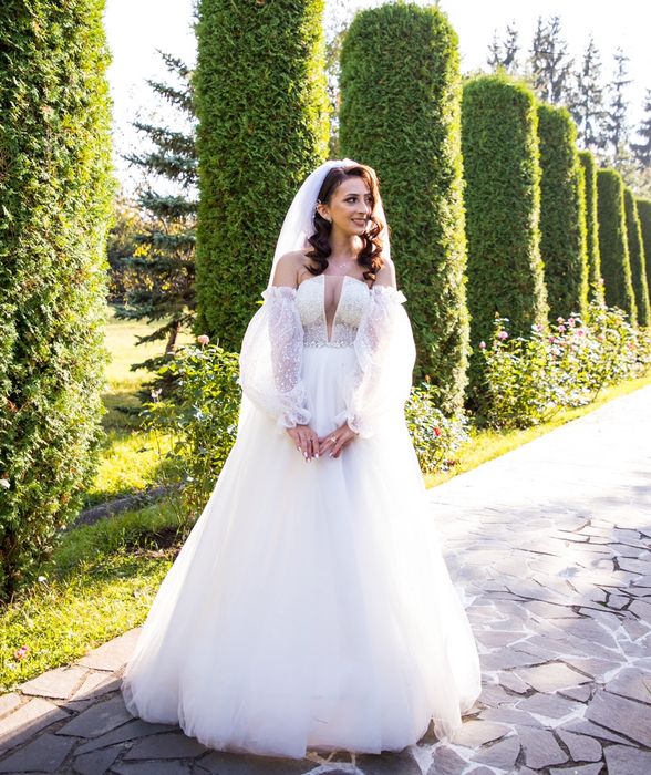 Vând rochie de mireasă