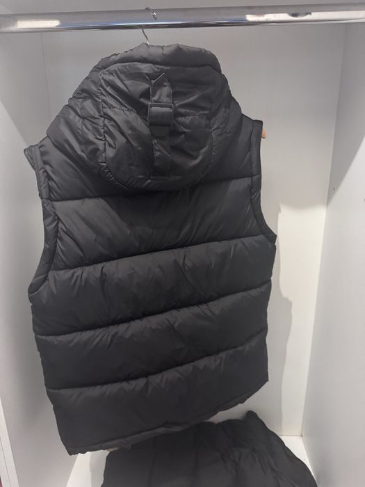 Geaca Burberry neagră