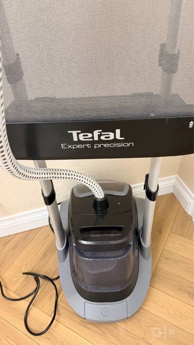 Вертикальный напольный отпариватель Tefal Expert Precision