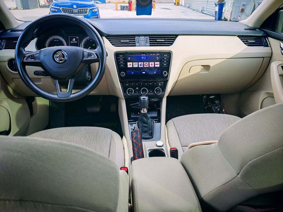 SKODA Octavia 2018 — imagine 3