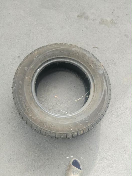 Продам зимние шины