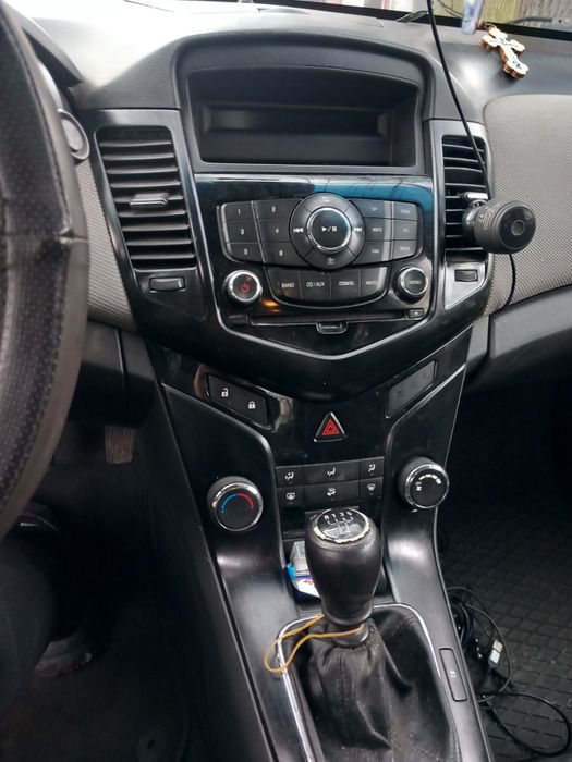 Vand  chevrolet cruz1.8 benzina  + GPL
